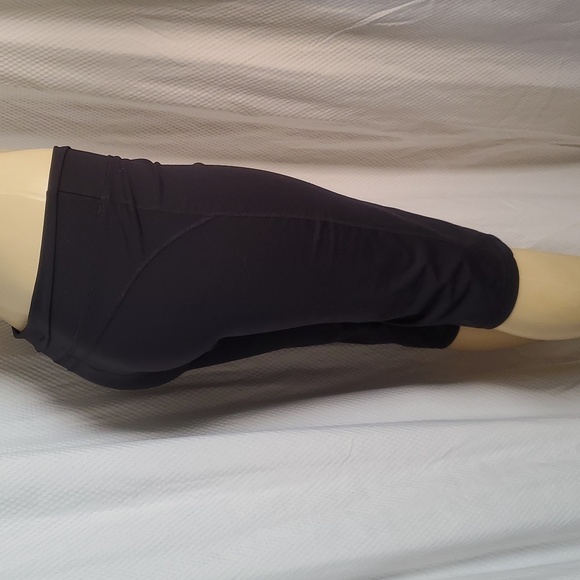 Patagonia Black crop Caprii pants Size L - Picture 3 of 10